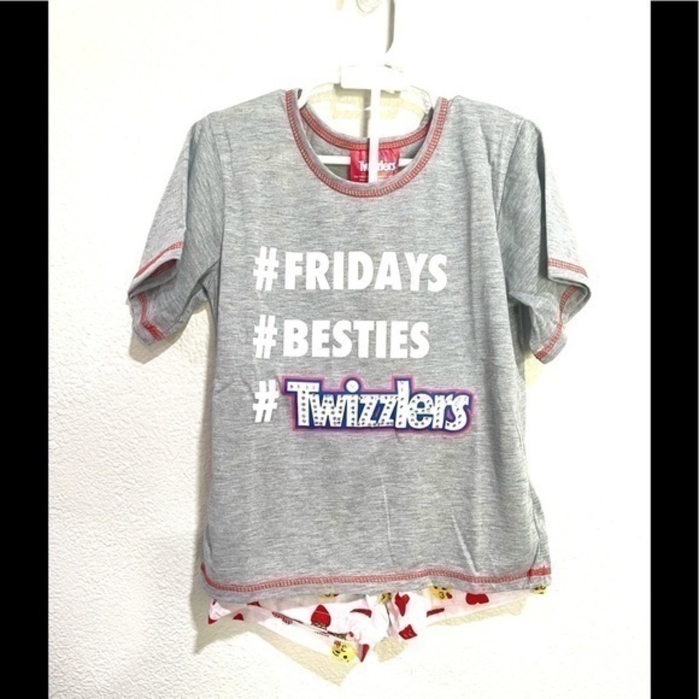 TWIZZLERS # print shorts pijama set size XS